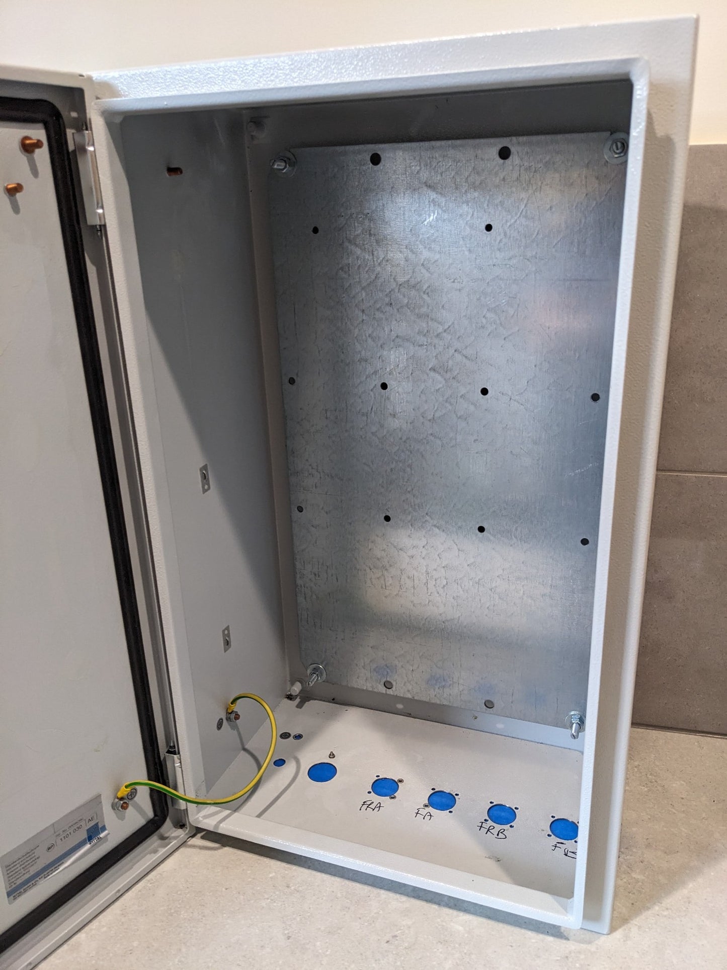 Rittal AE Series Steel Wall Box, IP69K, 650 mm x 400 mm 1101030