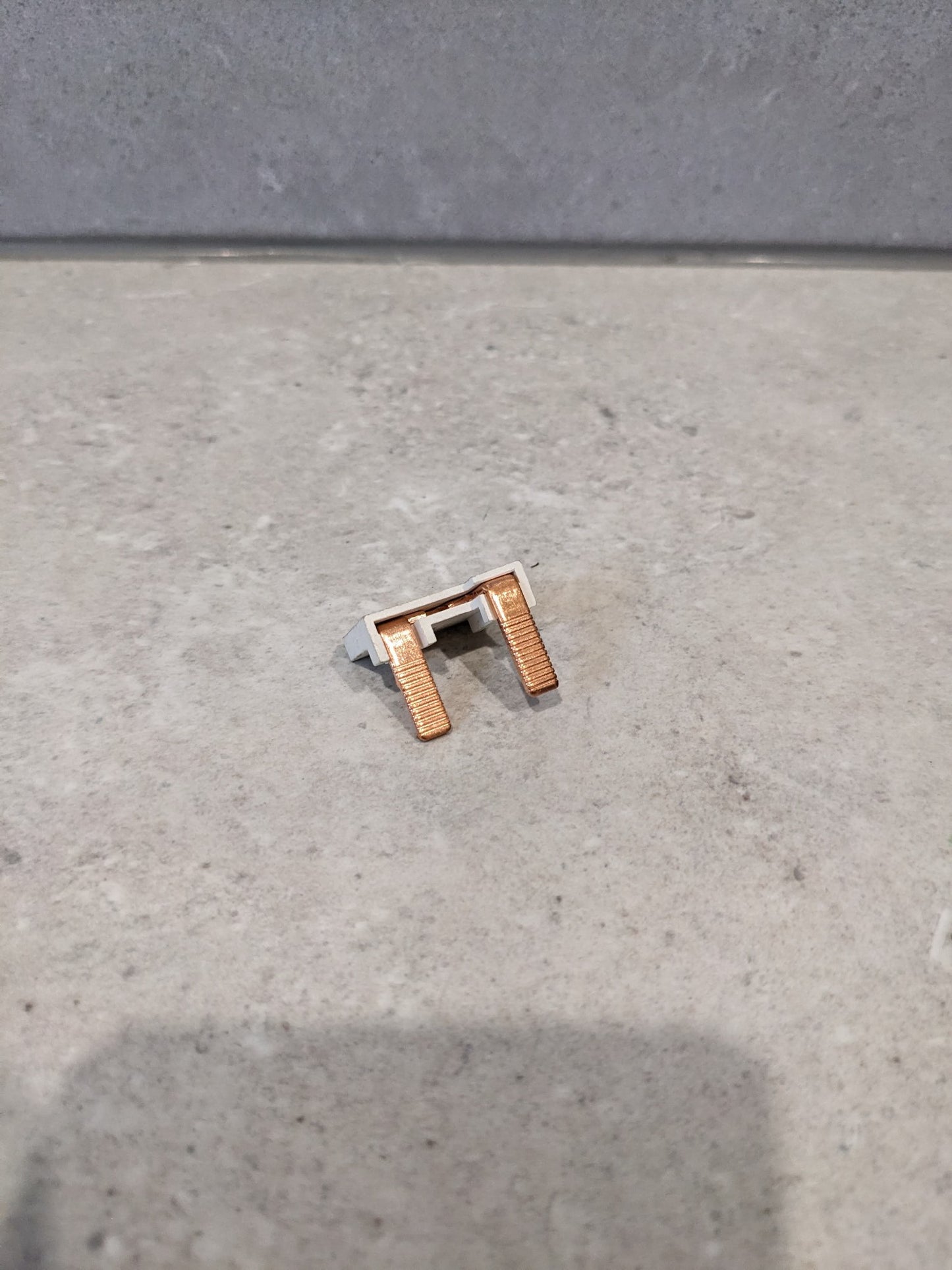 Insulated copper busbar link to suit Solar DC isolators ZJBeny Projoy