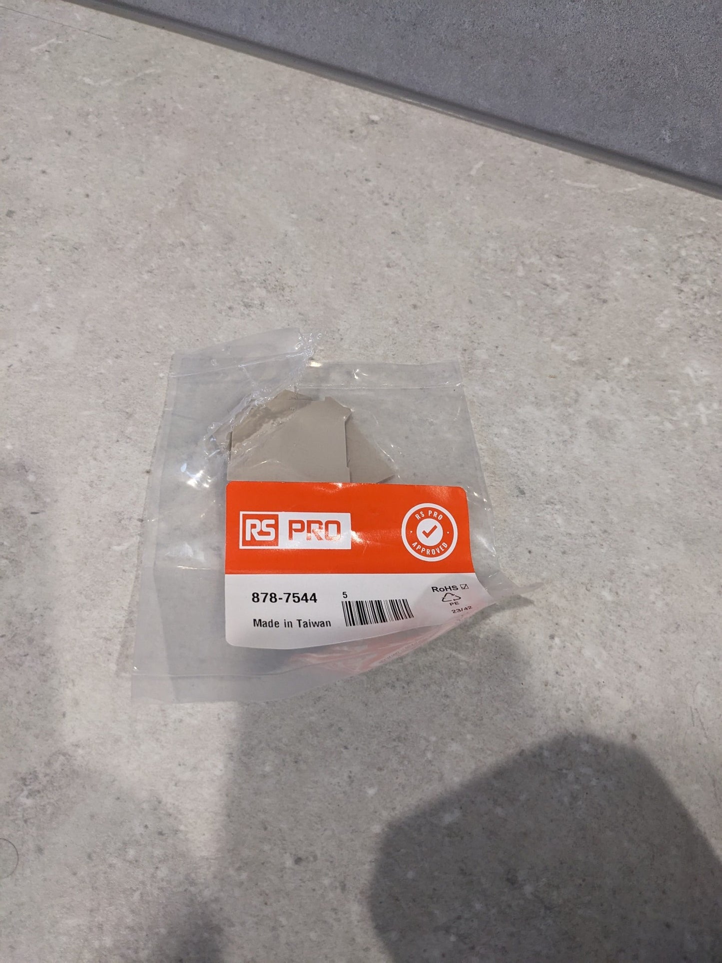 RS PRO 878-7544 End Cover for Use with RS PRO DIN Rail Terminal Blocks