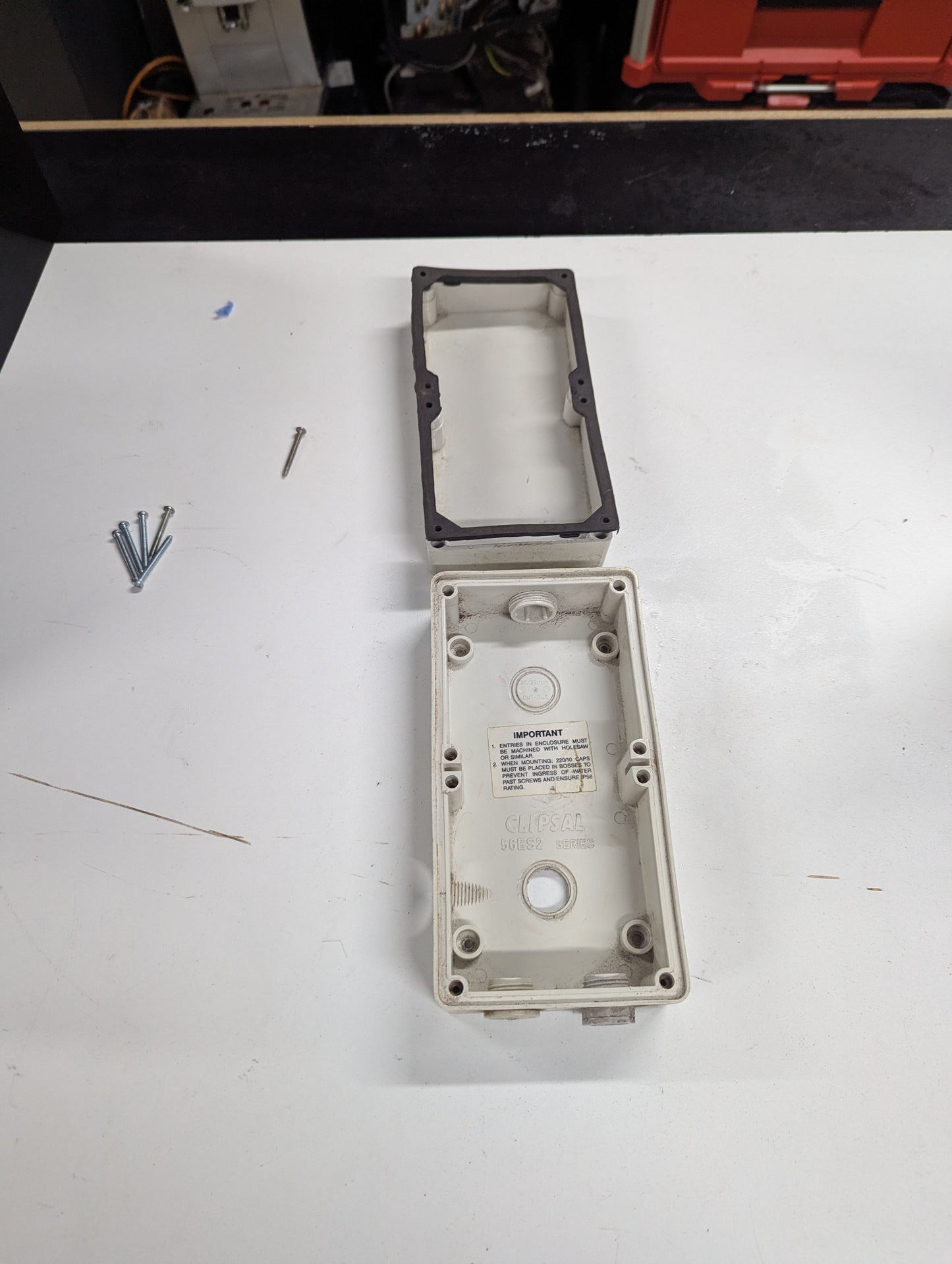Clipsal 56 Series - Junction Box - 2 Gang (101 x 198 x 91mm) 56JB2-GY