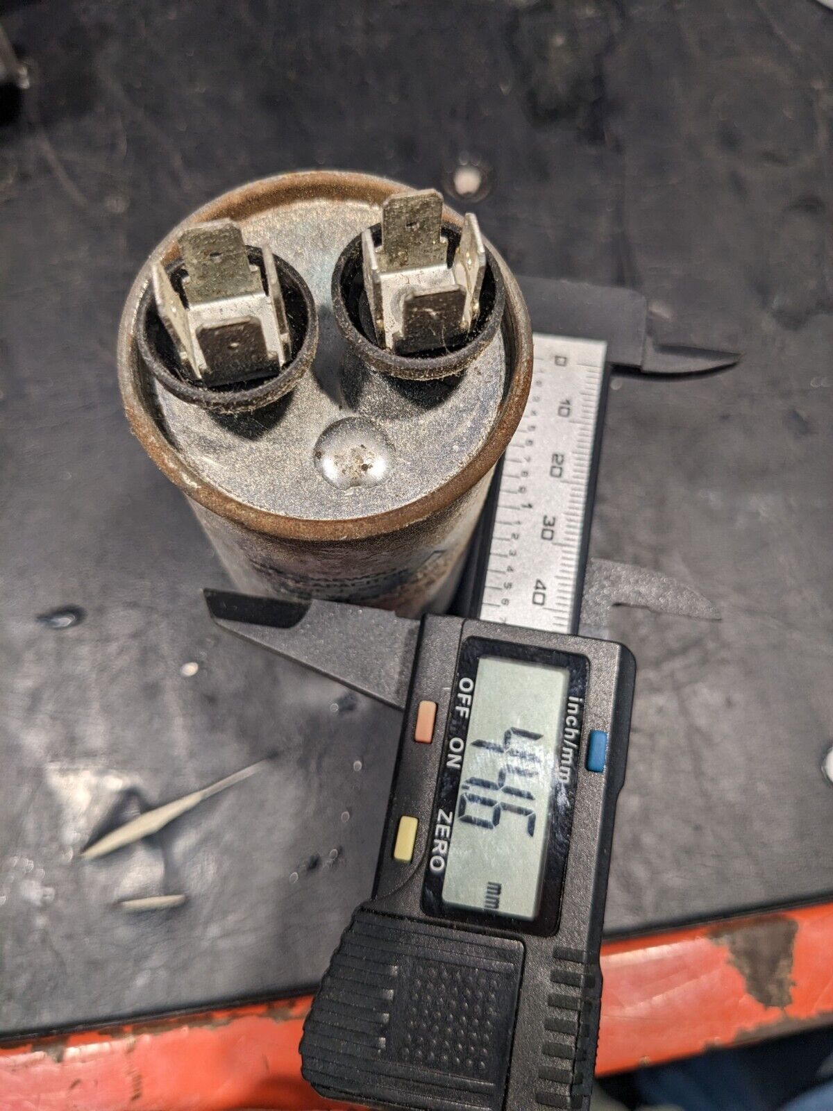 Daewoo SH Capacitor 370VAC 50/60Hz 30uF Air Conditioner Motor Run 30MFD