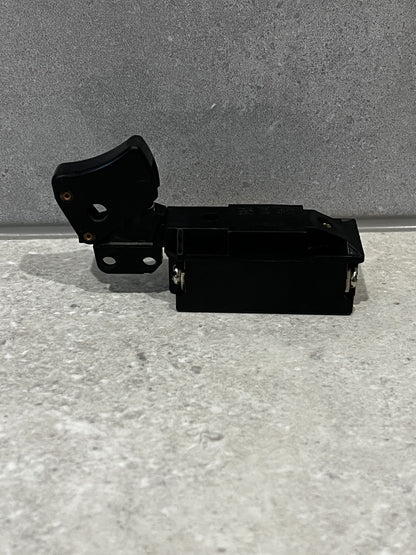 Makita 651131-4 Switch C3D-15MS for HM1810