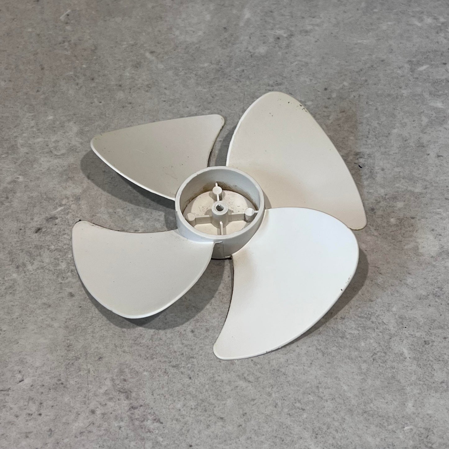 SHARP R-42BST Microwave Fan Blade