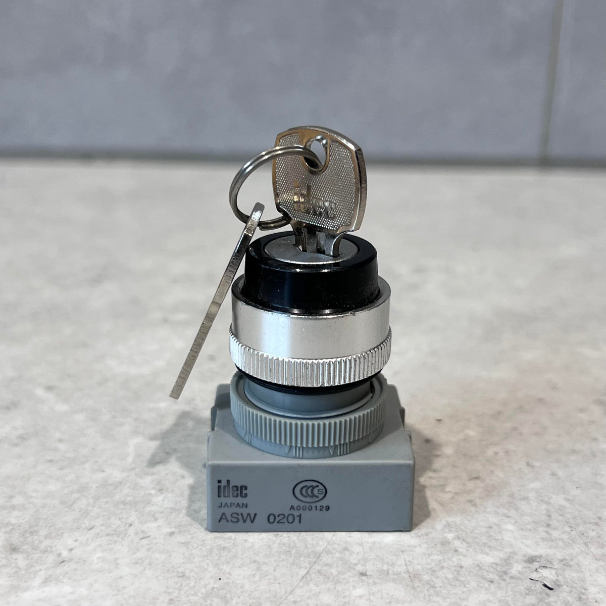 IDEC 22mm Key switch Selector ASW 0201