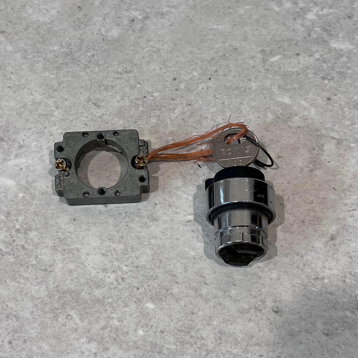 22mm Key Switch With Key