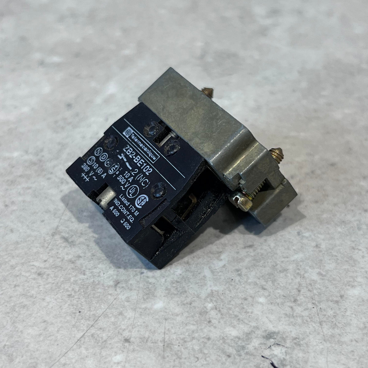 Telemecanique Contact block, Harmony XAC 1NC + Mounting Block