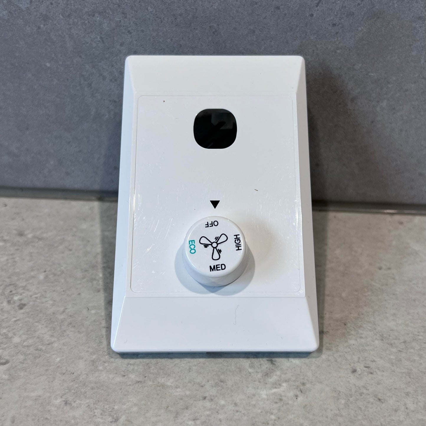 Ventair Spinika Spyda 56 Inch Fan Wall Controller