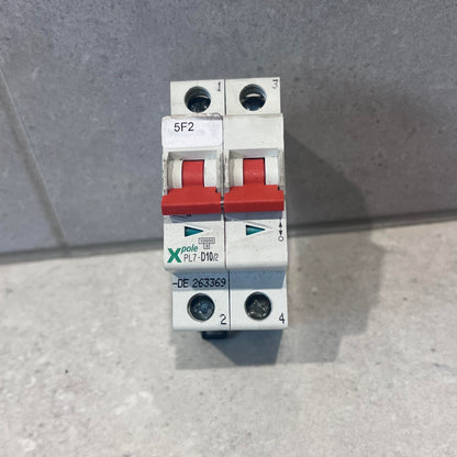 F&G Circuit breaker, two pole, 10A