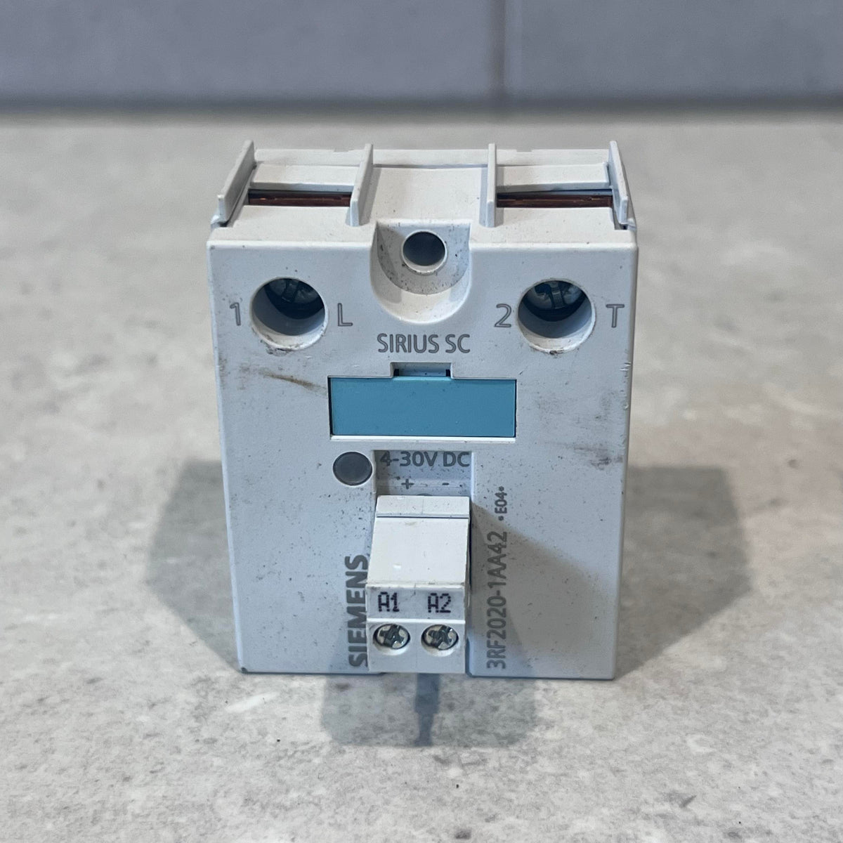 Siemens 3RF2 Series Solid State Relay, DIN Rail Mount, 230 V Load, 30V Control