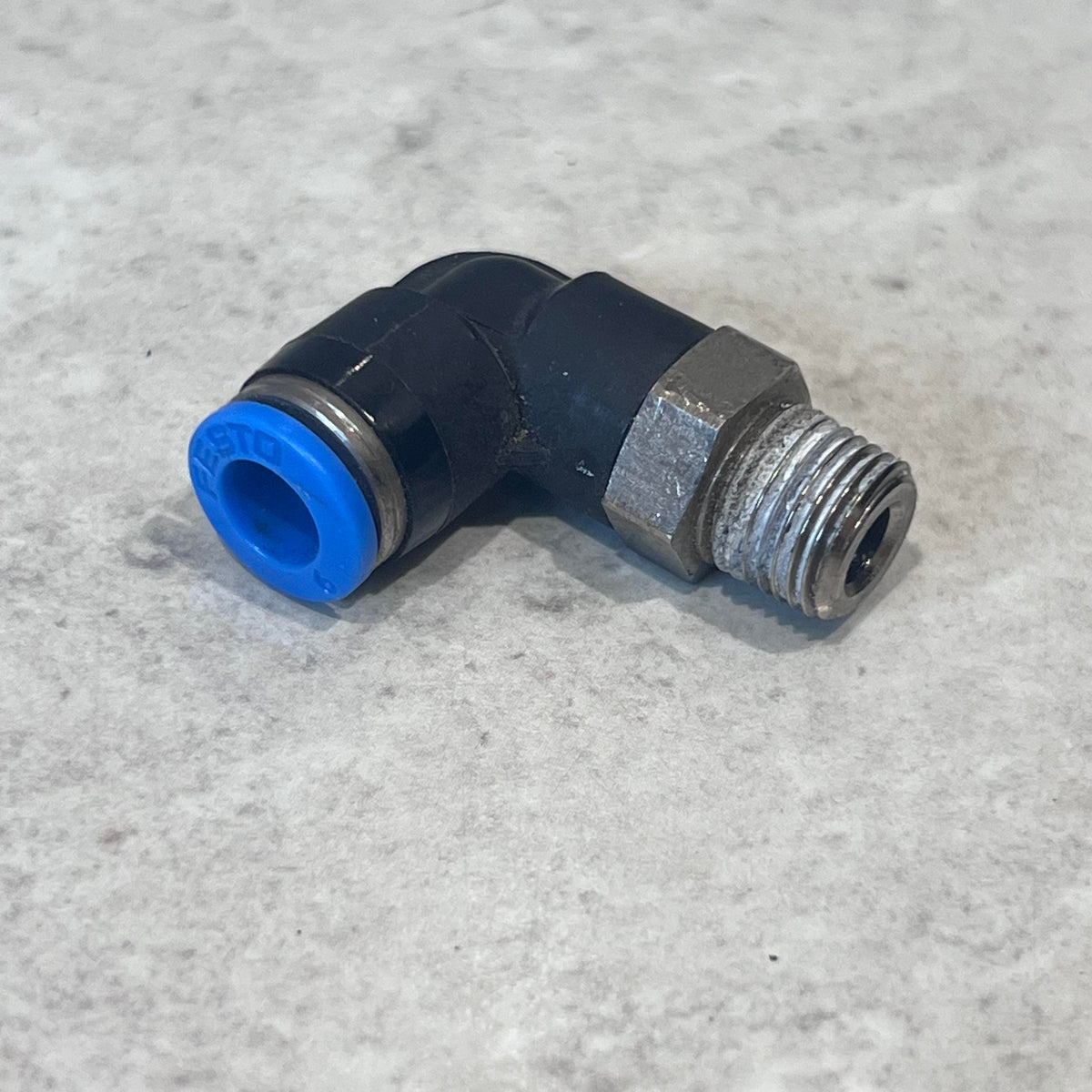 Festo Push-in fitting, right angle, 1/8 BSP to 6mm