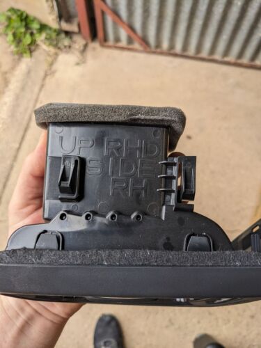 Nissan 68760-5SK0B VENTILATOR ASSEMBLY-SIDE ZE1