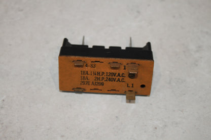 ARK-LESUS 18A 240V Power Tool Switch 2970AJ209