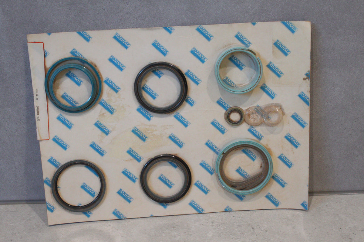 Sandvik - Seal Kit RD520 - Missing 2 seals - 550 550 45