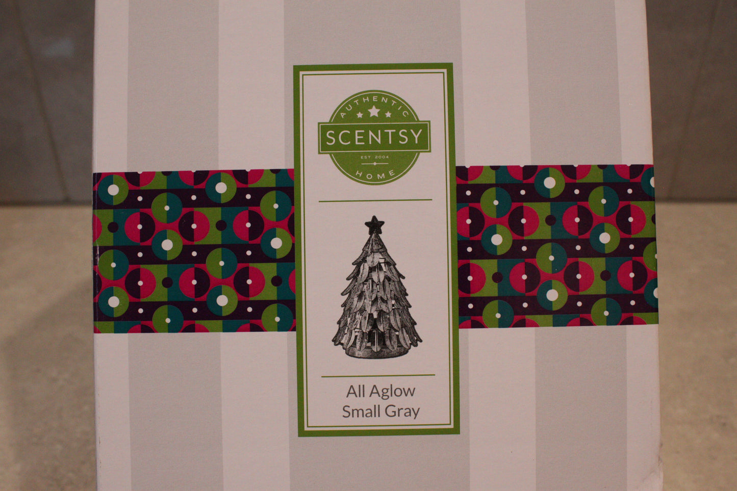 Scentsy - All Aglow Small Gray Christmas Tree Scentsy Warmer