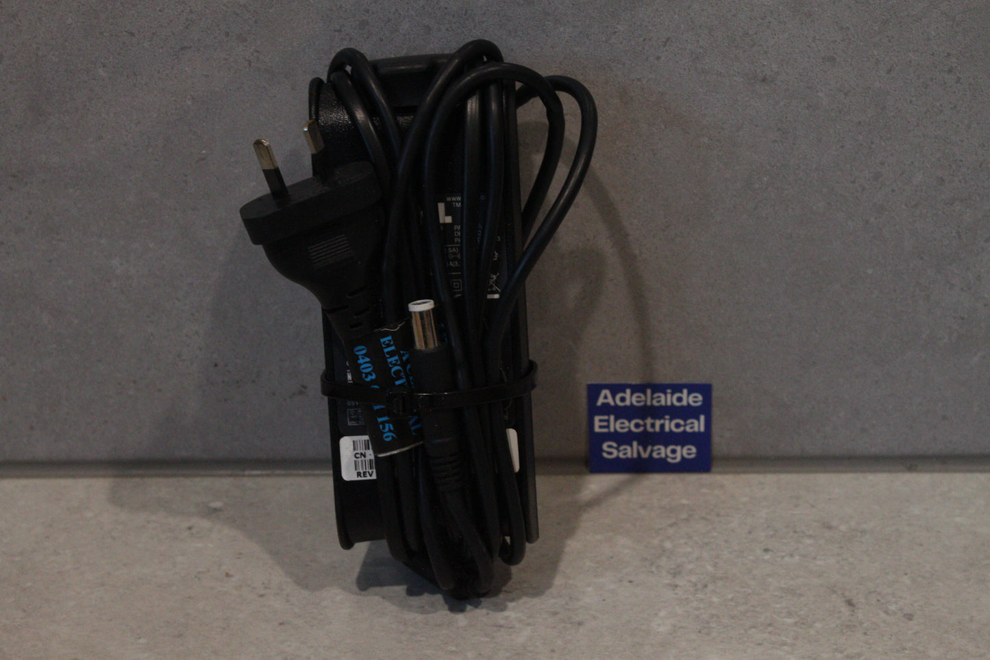 DELL - 65W 19.5V Laptop Power Supply 3.34A White Tip - LA65NS0-00