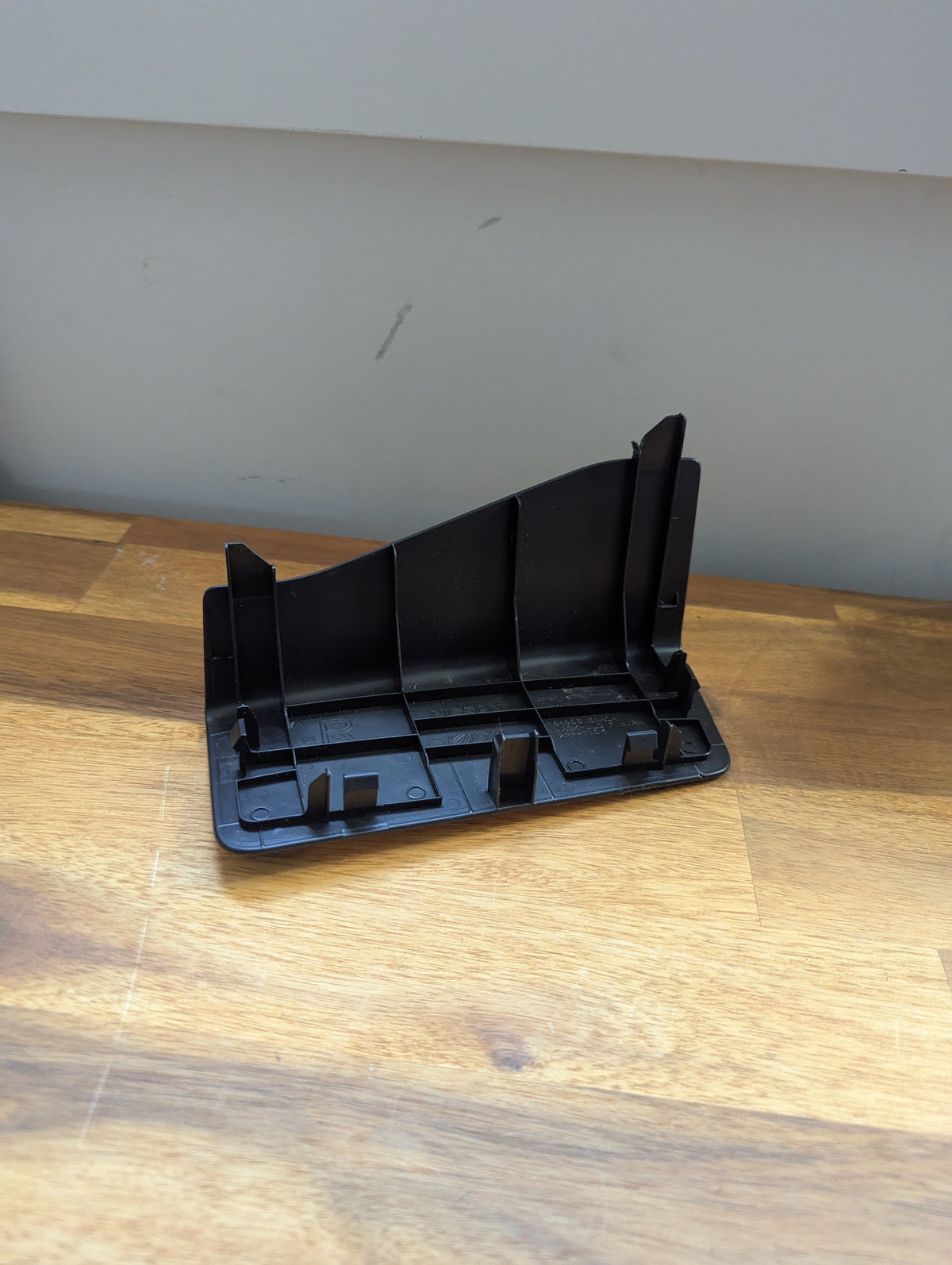 Nissan Mask-Luggage FINISHER RH Nissan Leaf ZE1 84996-3NA0A
