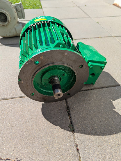 TOSHIBA 1.1KW 1445RPM 3 Phase Induction Motor Flange Mount GREEN TSH-HE01