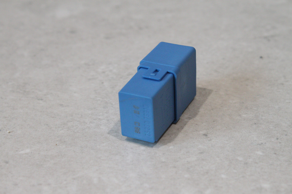 NISSAN Relay  Hella 12VDC 25230-7991D