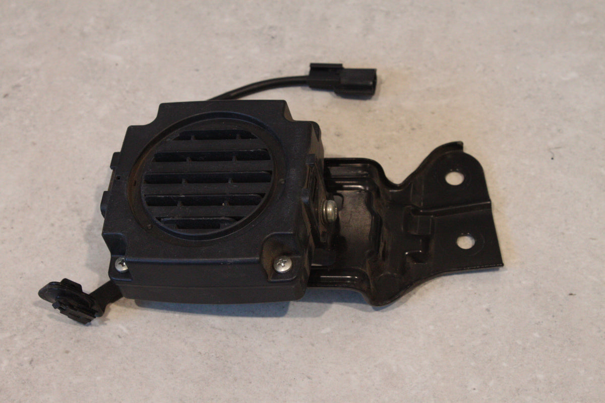 NISSAN Pedestrian Speaker with Bracket 281H0-5SN0B