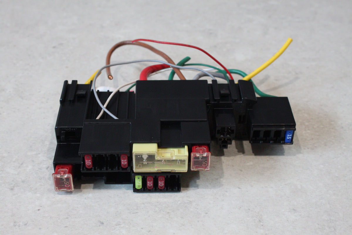 NISSAN Fuse Holder Electrical Replacement Part 24381-C990A