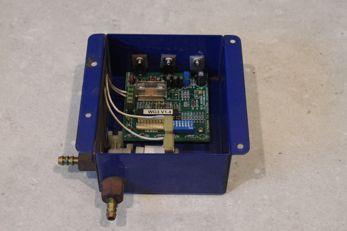 WATERGENIUS Automatic Lead Acid Forklift Battery WaterServer