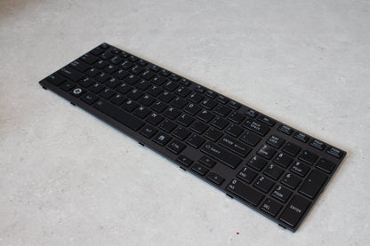 Toshiba P750 Laptop Keyboard PK130IU2B00