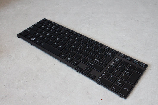Toshiba P750 Laptop Keyboard PK130IU2B00