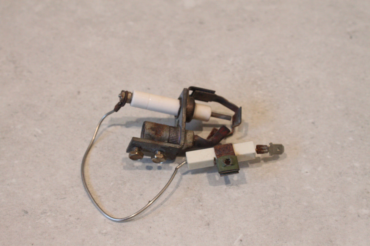 TELEDYNE LAARS Pool Heater Pilot Burner LPG .012 R0095800