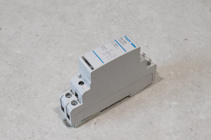 Hager ES239 Contactor, 24V ac Coil, 1-Pole, 25 A, 250V  1NO 1NC Contact