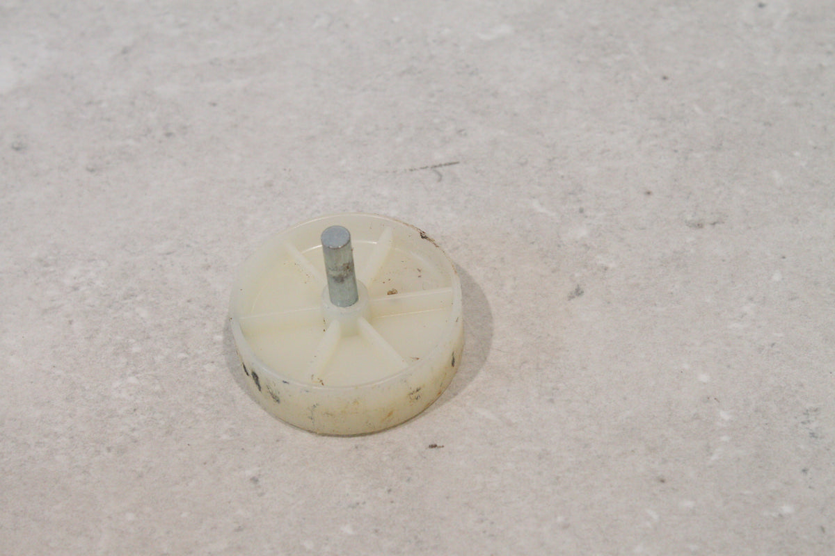 Fisher and Paykel E381T Front Wheel Roller