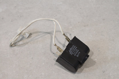 Fisher and Paykel E381T Compressor Capacitor 814812P
