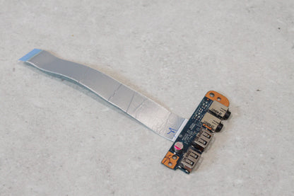 Toshiba Satellite P750 USB and Audio Jack Board NWQAA LS-6064P