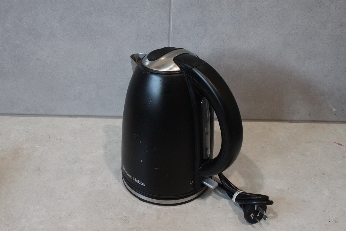 Russell Hobbs Montana Kettle - Matte Black 1.7L RHK142BLK