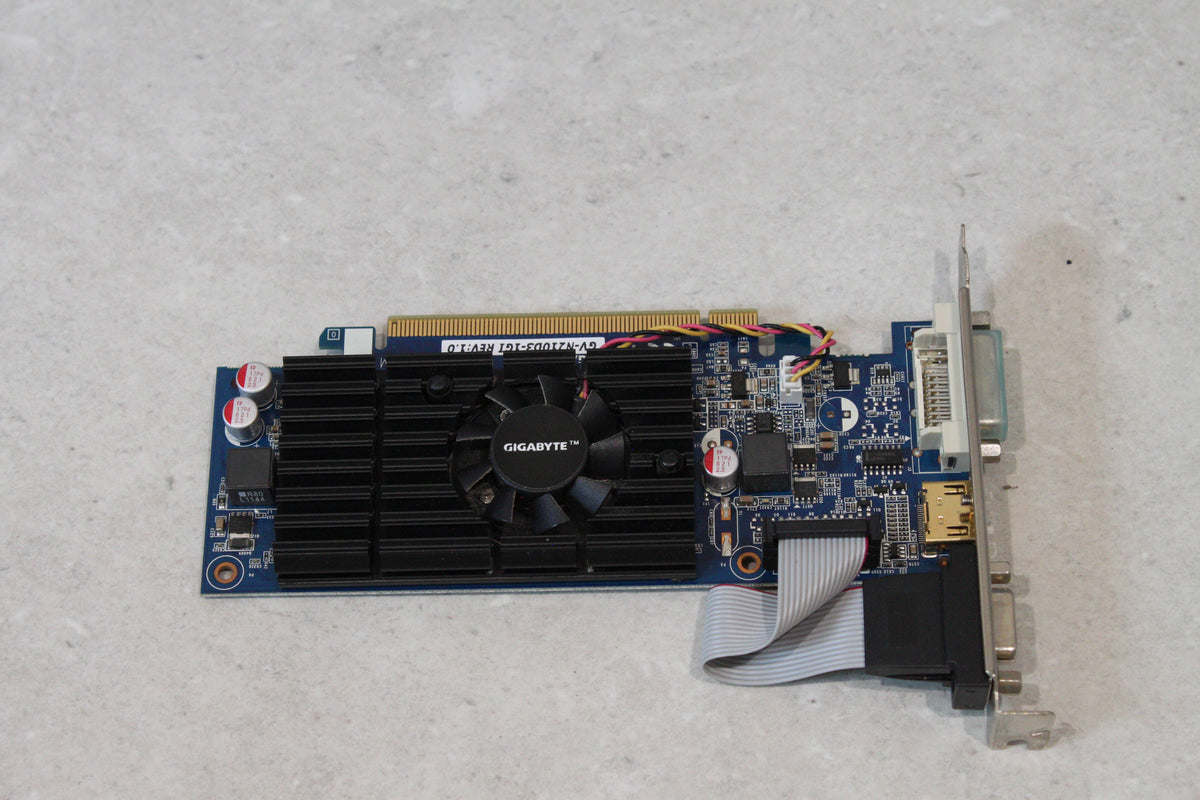 GIGABYTE Graphics Card GeForce 210 590MHz PCI-E2.0 DirectX 10.1 GV-N210D3-1GI