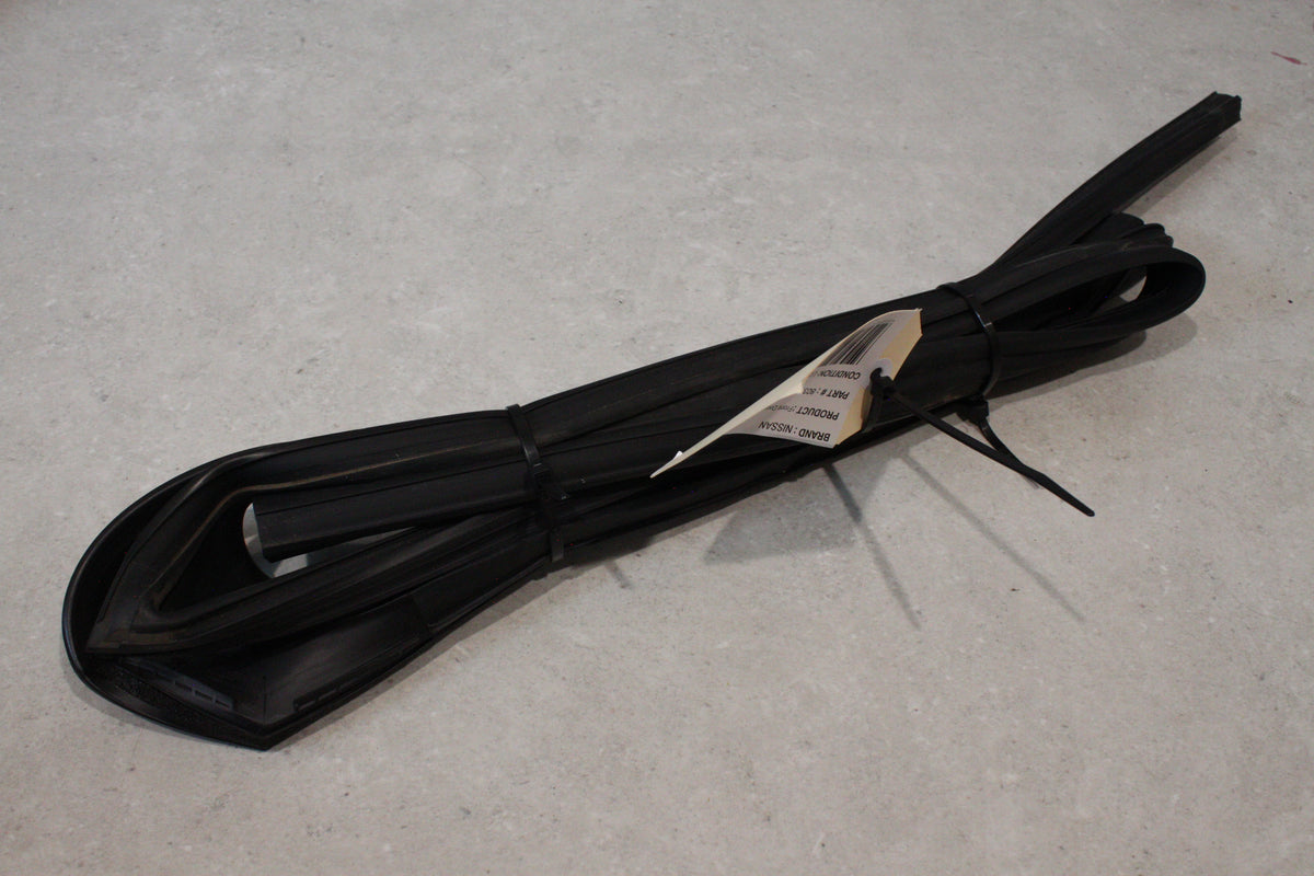 NISSAN Front Door Glass Run Rubber Left Hand 80331-5SF0A