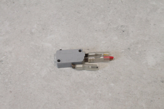 BREVILLE BM0234 Microwave Door Switch 3 wire KW3A Microswitch