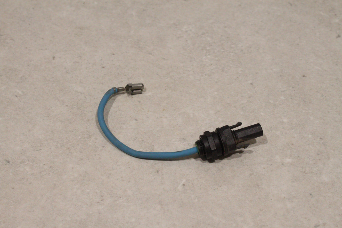 SMA Sunny Boy Inverter SB3800 Negative Sunclix Panel Mount Internal DC Lead Blue