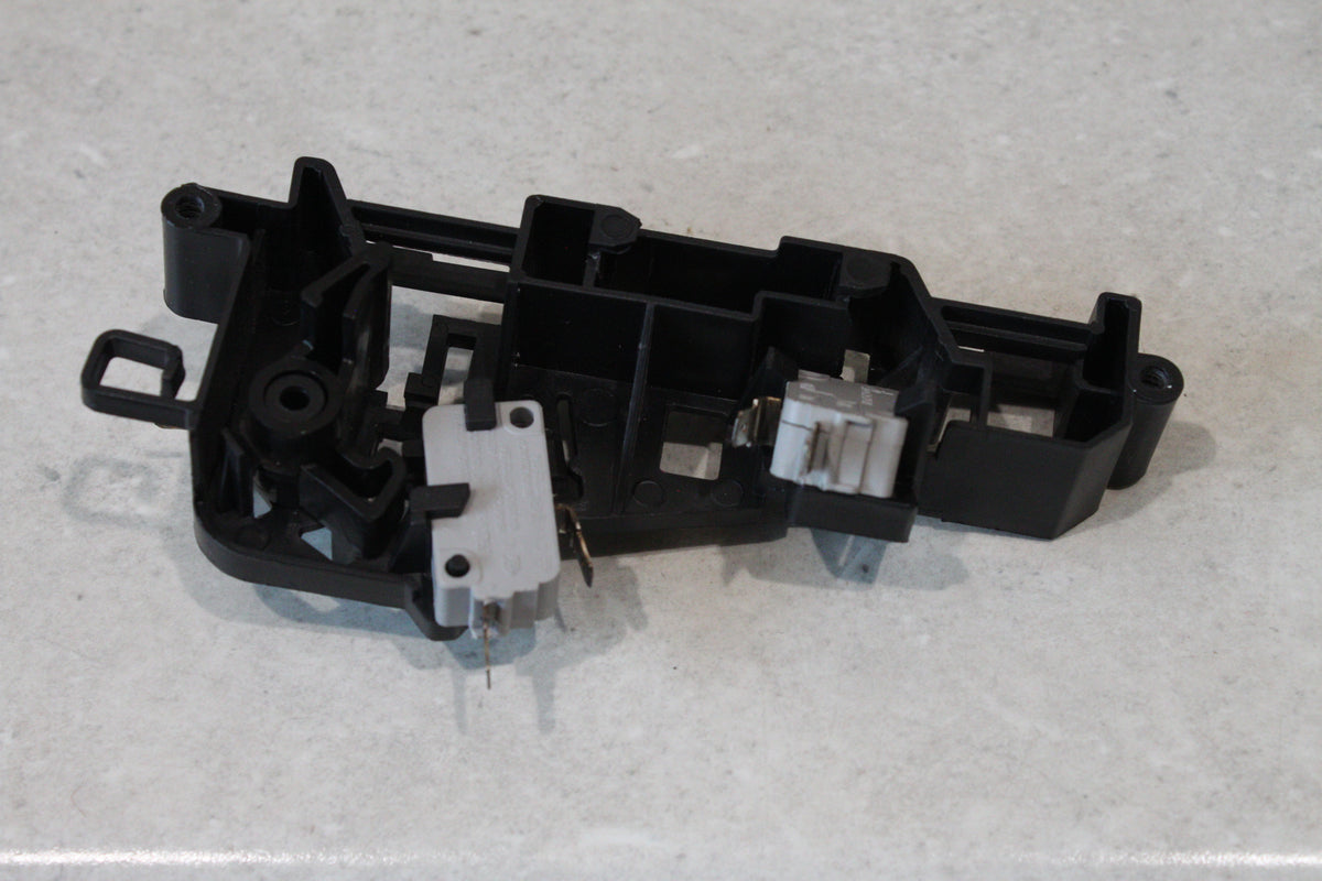 Contempo EM720CRL(F)-PM Microwave Door Latch Interlock Switch Assembly WB24-22