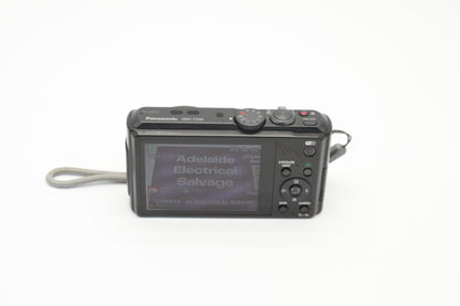 Panasonic Lumix Compact Digital Camera + Charger & Brand New Battery DMC-TZ40