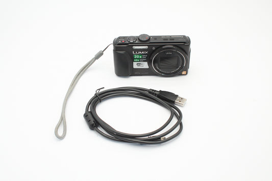 Panasonic Lumix Compact Digital Camera + Charger & Brand New Battery DMC-TZ40