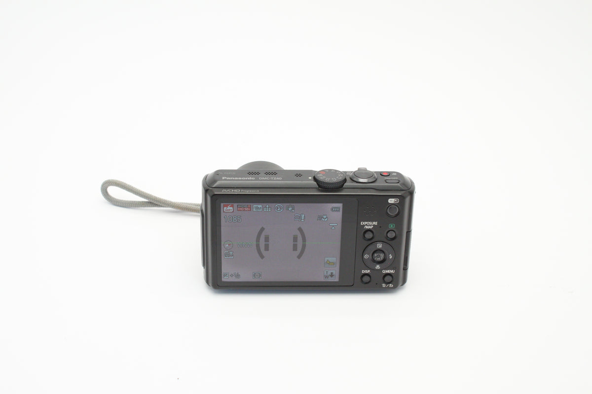 Panasonic Lumix Compact Digital Camera + Charger & Brand New Battery DMC-TZ40