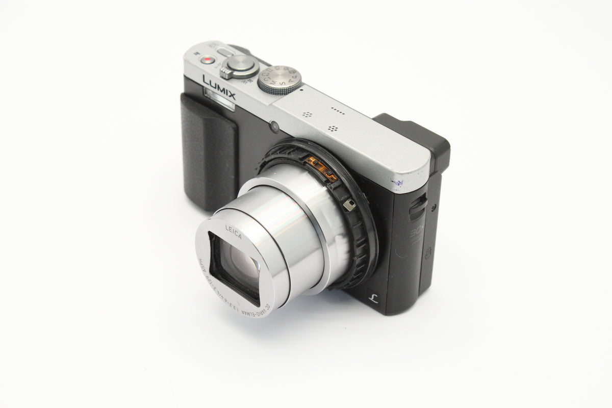Panasonic Lumix Compact Digital Camera (Focus Faulty) + Charger & Brand New Batt