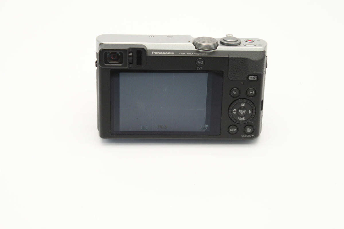 Panasonic Lumix Compact Digital Camera (Focus Faulty) + Charger & Brand New Batt