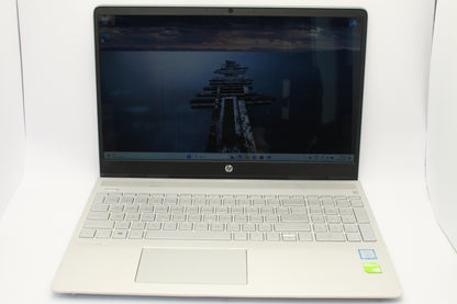HP Pavillion + Charger 15-CK019TX