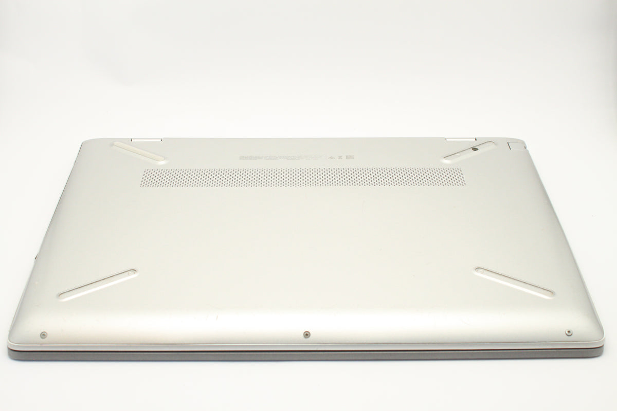 HP Pavillion + Charger 15-CK019TX