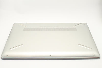 HP Pavillion + Charger 15-CK019TX