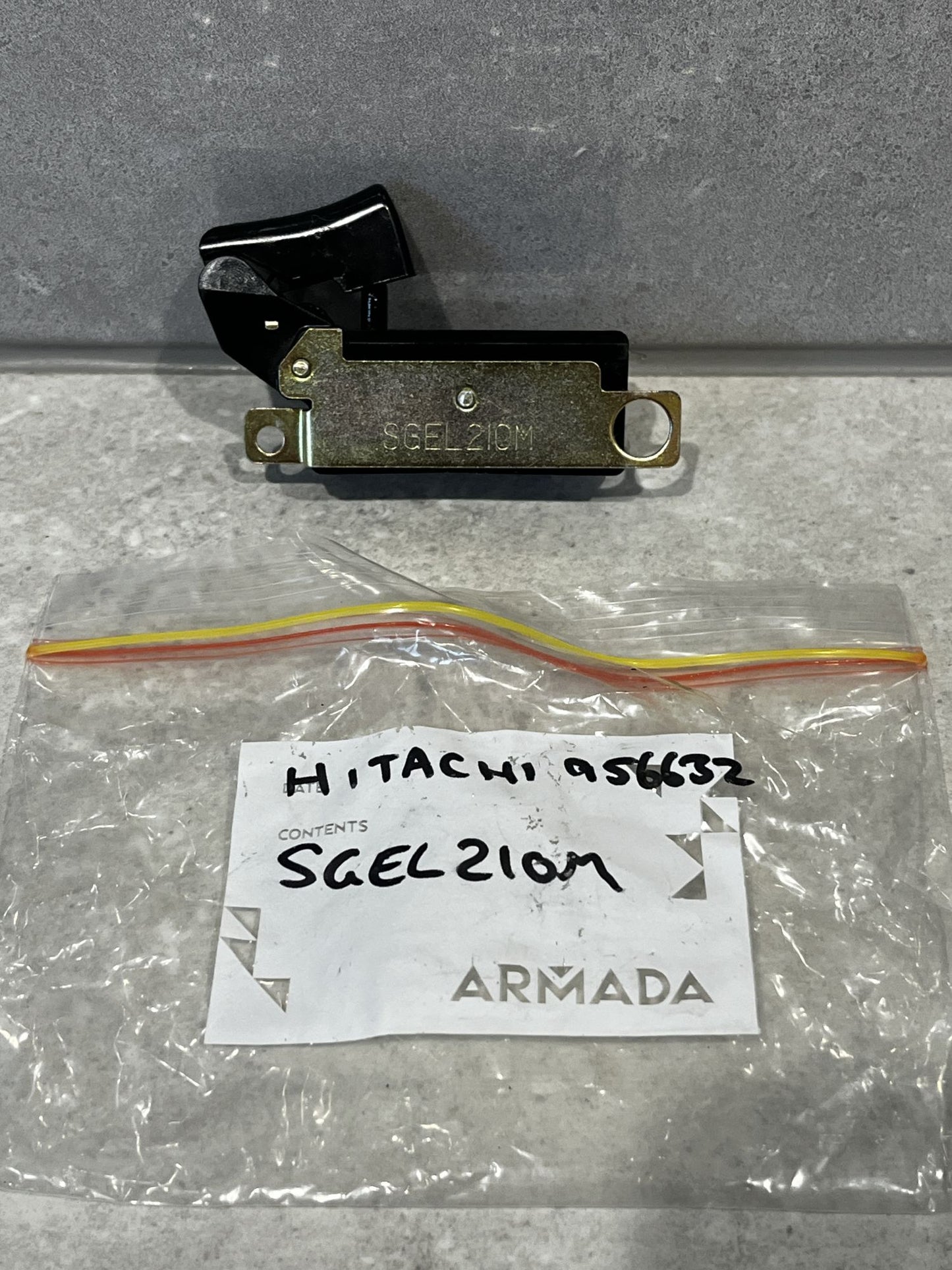 FUJISOKU SGE 220M Switch Hitachi 981533Z H85 H90SB Jackhammer