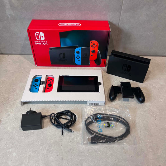 HAC-001 Nintendo Switch IN BOX