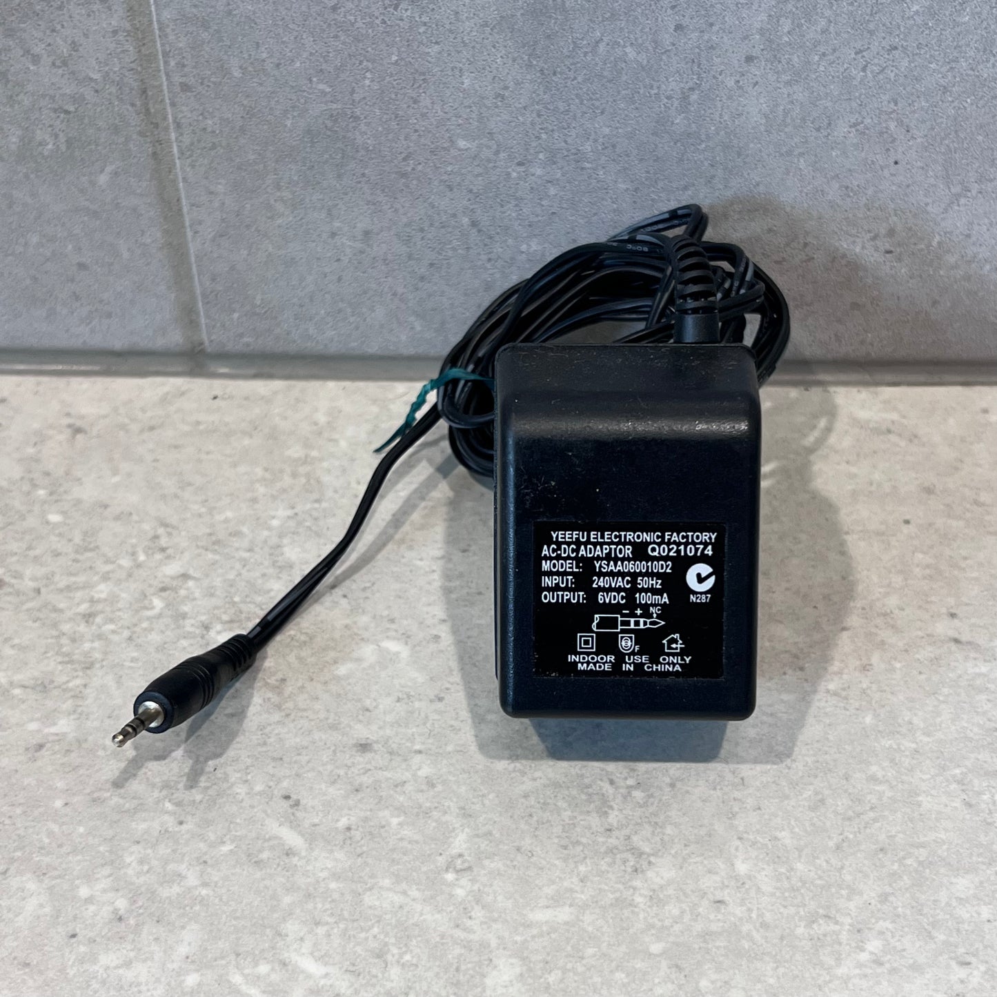 6V DC 100mA YEEFU ELECTRONIC AC-DC ADAPTOR YSAA060010D2
