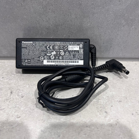 16V DC 4.06A PANASONIC AC ADAPTOR CF-AA6413C M3